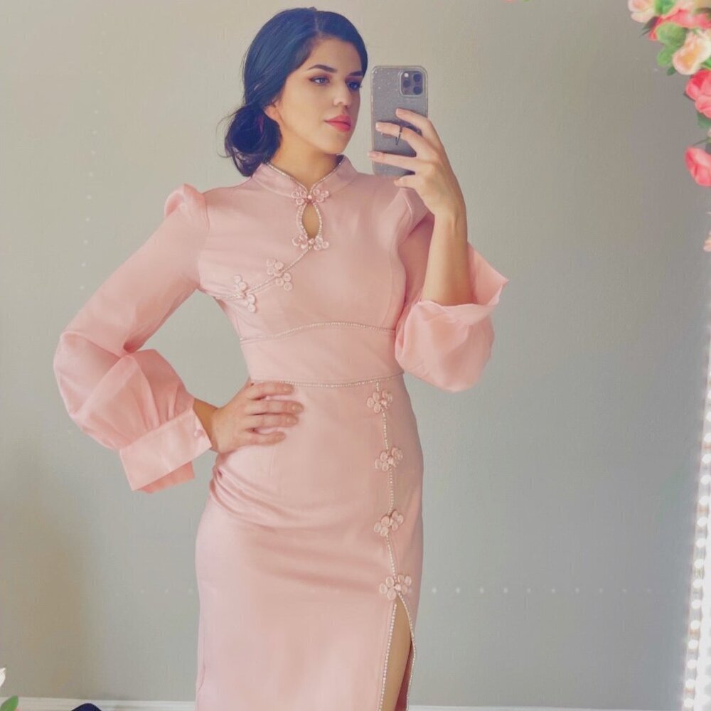 Pink Side Slit Midi Spring Dress with flowers - Picture 8 of 9